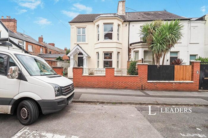 3 Bedroom Semi-Detached House To Rent In Colville Street, NG1