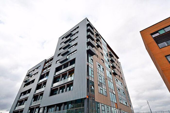 2 Bedroom Apartment To Rent In Apt The Gateway, Sheffield, S2