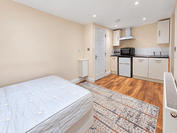 1 Bedroom Studio To Rent In Nash Road, London, SE4