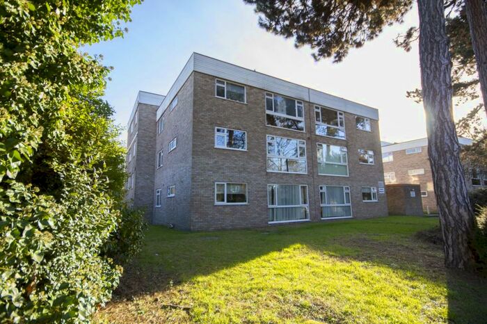1 Bedroom Flat To Rent In Lesley Court, Southcote Road, Reading, RG30