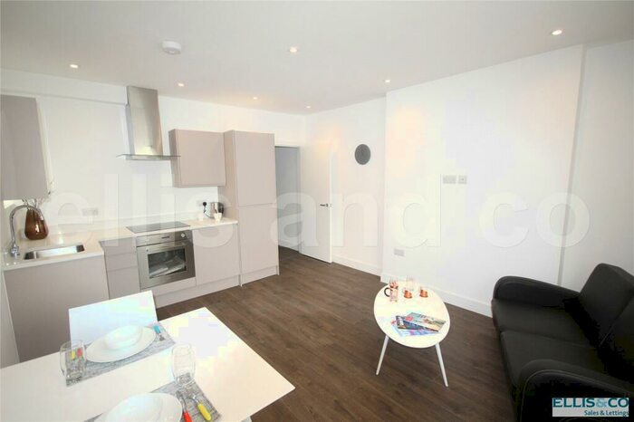 1 Bedroom Apartment To Rent In The Broadway, London, NW7