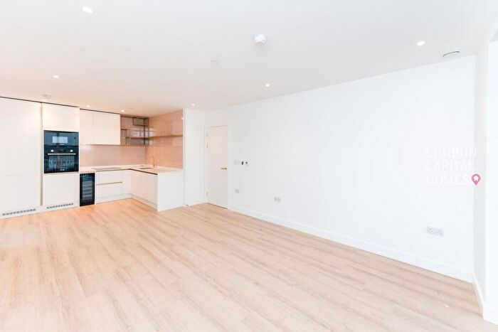 2 Bedroom Apartment To Rent In Waterview House, Grand Union, Wembley, London, HA0