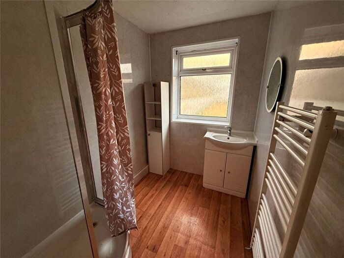 3 Bedroom Terraced House For Sale In Tycoch Road, Sketty, Swansea, SA2