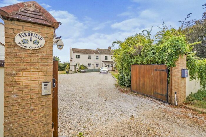 7 Bedroom Character Property For Sale In Whaddon Road, Little Horwood, Milton Keynes, MK17