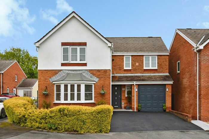 4 Bedroom Detached House For Sale In Bryn Dreinog, Capel Hendre, Ammanford, Carmarthenshire, SA18