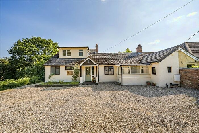 3 Bedroom Semi-Detached House For Sale In Broomfield, Oakhanger, Hampshire, GU35