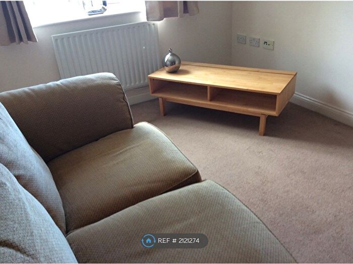 1 Bedroom Flat To Rent In Kenneth Court, Southampton, SO18