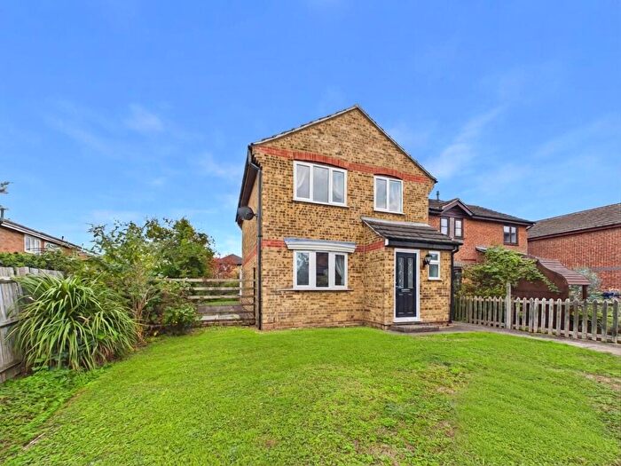 3 Bedroom Detached House For Sale In Alnwick Court, Eynesbury, St. Neots, PE19