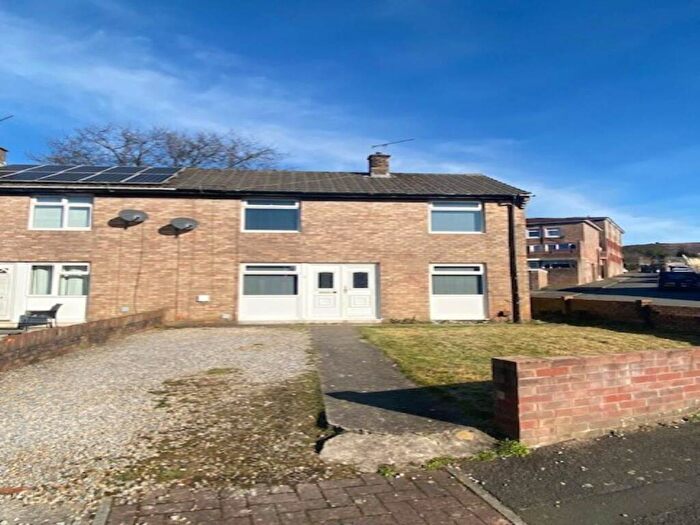 3 Bedroom House To Rent In Fanheulog, Talbot Green, Pontyclun, CF72