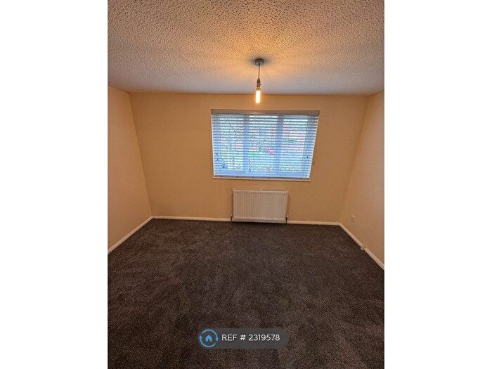 2 Bedroom End Of Terrace House To Rent In Frampton Close, Eastleaze, Swindon, SN5