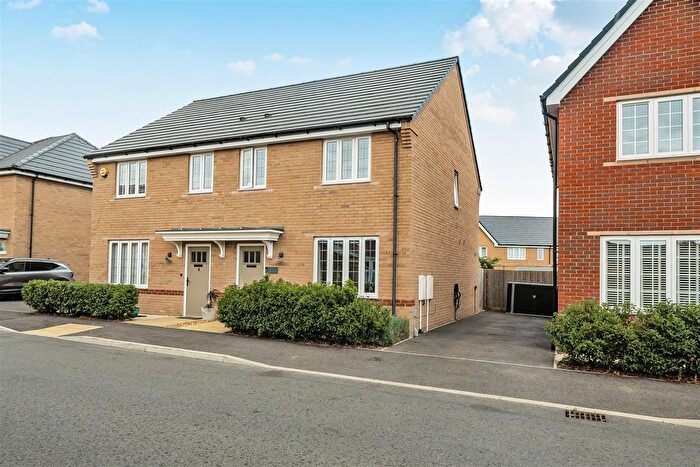 3 Bedroom Semi-Detached House For Sale In Martingale Grove, Arborfield Green, Berkshire, RG2