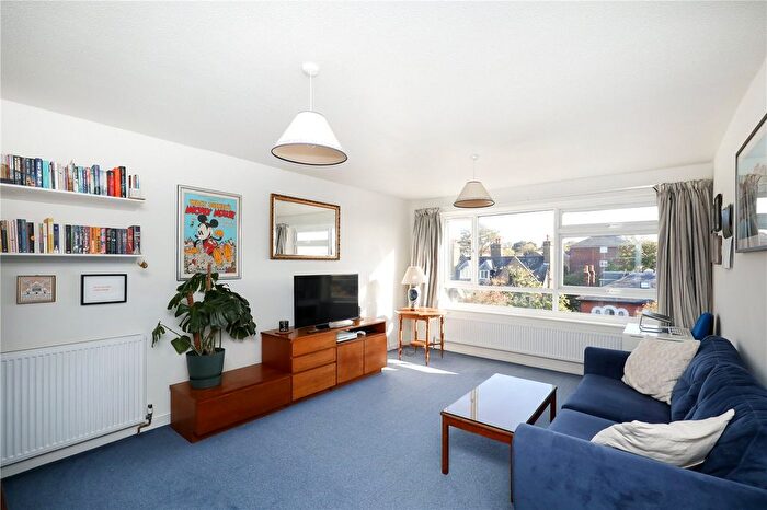 2 Bedroom Flat For Sale In Parkwood, Mount Park Road, Ealing, W5