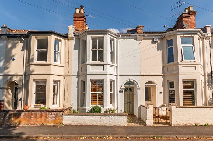 2 Bedroom Terraced House For Sale In Holly Street, Leamington Spa, CV32