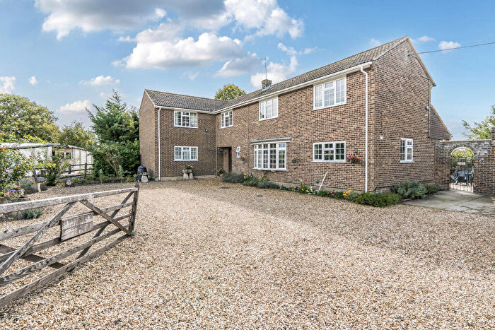 5 Bedroom Detached House For Sale In Horpit Lane, Wanborough, Swindon, SN4