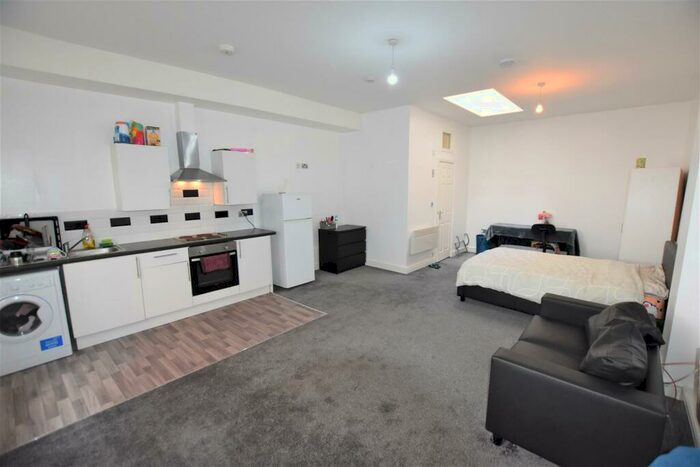 Studio To Rent In York Road, Leicester, LE1