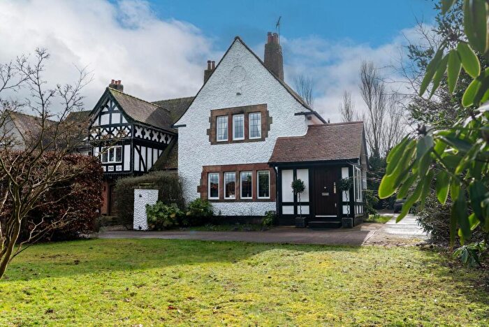 4 Bedroom Semi-Detached House For Sale In Park Lane, Knypersley, ST8