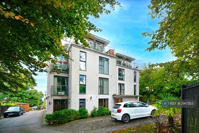 2 Bedroom Flat To Rent In Vantage Heights, London, SE23