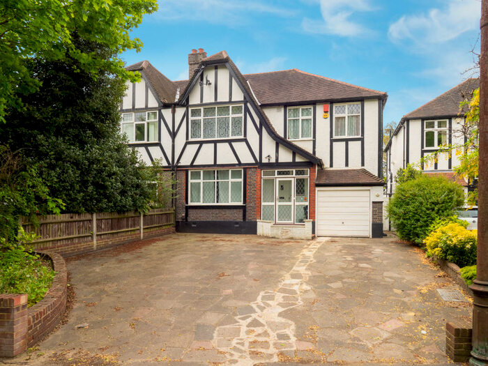 5 Bedroom Semi-Detached House To Rent In Belmont Rise, Sutton, Surrey, SM2