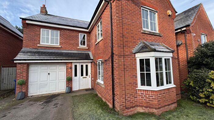 4 Bedroom House To Rent In Woodlands, Grange Park, Northampton, NN4