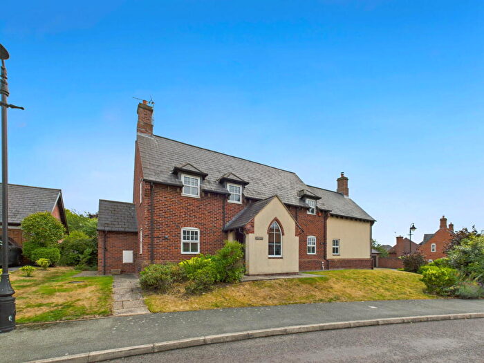 5 Bedroom Detached House For Sale In Kingsdown Close, Weston, Crewe, CW2
