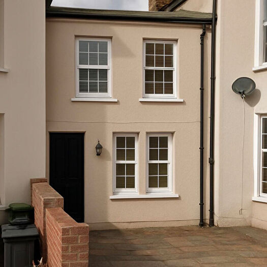 2 Bedroom Terraced House To Rent In Norfolk Road, Ilford, IG3