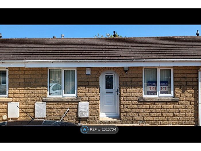 2 Bedroom Bungalow To Rent In Plover View, Burnley, BB12
