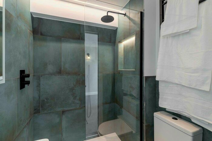 2 Bedroom Flat To Rent In Dawes Road, Fulham, SW6