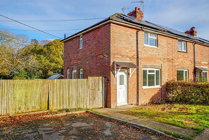 3 Bedroom End Of Terrace House For Sale In Church Road, Catsfield, Battle, TN33