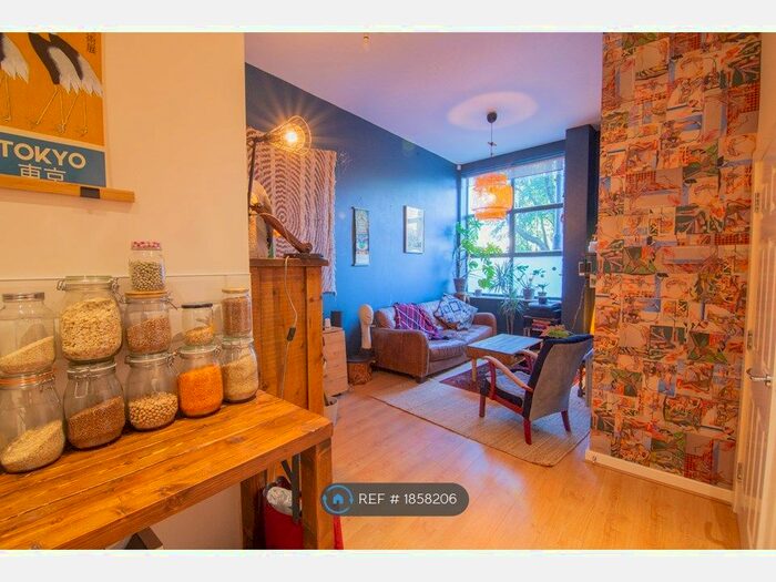 2 Bedroom Flat To Rent In Infirmary Road, Sheffield, S6