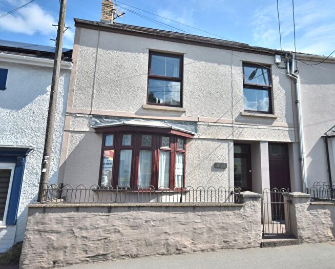 3 Bedroom Town House For Sale In Ebenezer Street, Newcastle Emlyn, SA38