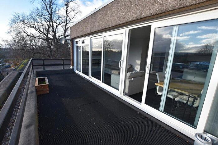 2 Bedroom Apartment For Sale In Somerset Square, Nailsea, Bristol, BS48