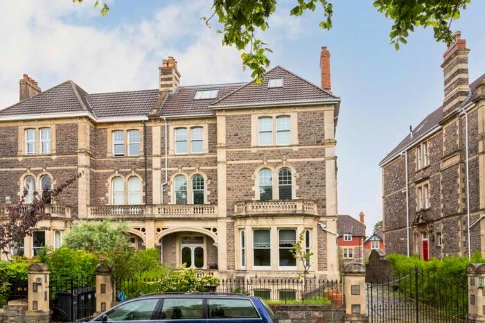 2 Bedroom Flat To Rent In Downleaze, Bristol, BS9