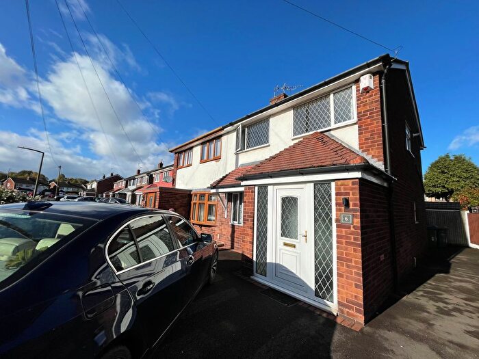 3 Bedroom Semi Detached House To Rent In Rachael Gardens, Wednesbury, WS10