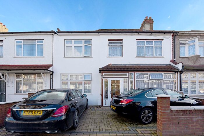 Block Of Flats For Sale In Hampton Road, Ilford, IG1