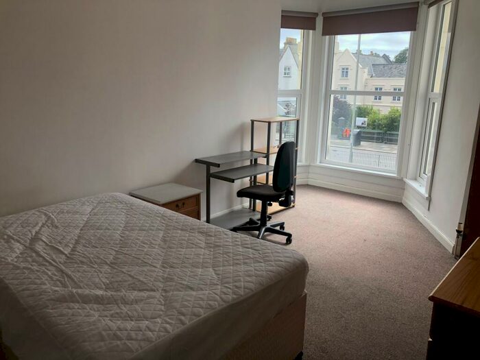 3 Bedroom Flat To Rent In Mutley Plain, Mutley, Plymouth, PL4
