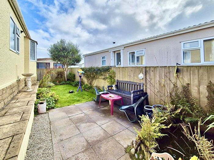 1 Bedroom Park Home For Sale In Glenhaven Park, Helston, TR13