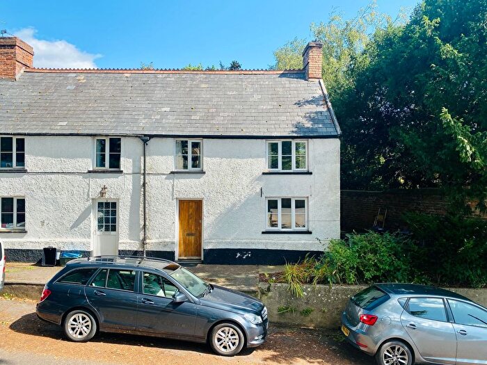 2 Bedroom Cottage To Rent In Bishops Hull Hill, Taunton, TA1