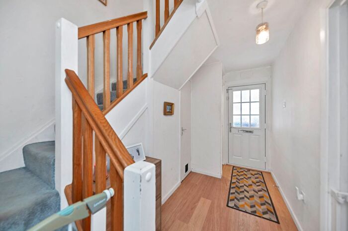 3 Bedroom End Of Terrace House For Sale In Burns Road, Royston, SG8