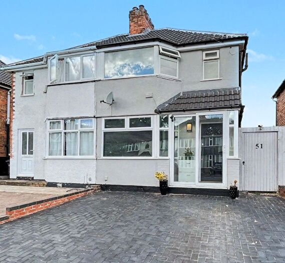 3 Bedroom Semi Detached House For Sale In Rock Road, Solihull, B92