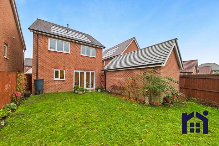 4 Bedroom Detached House For Sale In Whitley Drive, Buckshaw Village, PR7
