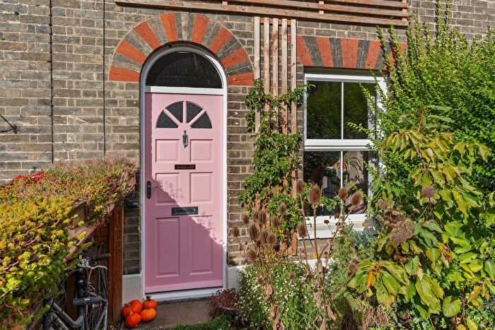 3 Bedroom Terraced House For Sale In Newmarket Street, Norwich, NR2