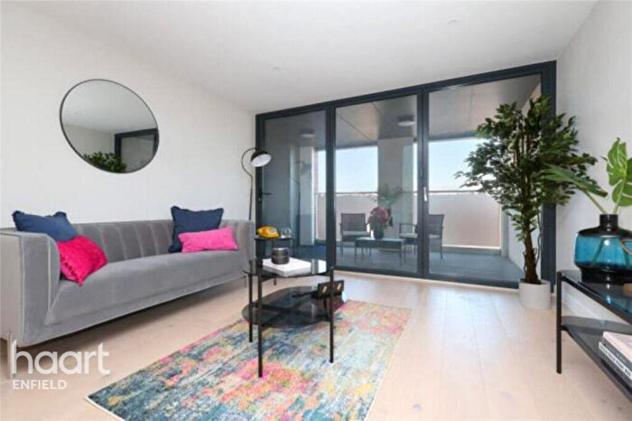 1 Bedroom Apartment To Rent In Tottenham Lane, London, N8