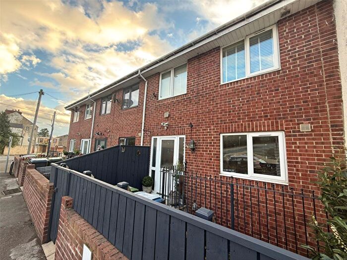 3 Bedroom Terraced House For Sale In Highview Court, Flint Hill, Dipton, DH9