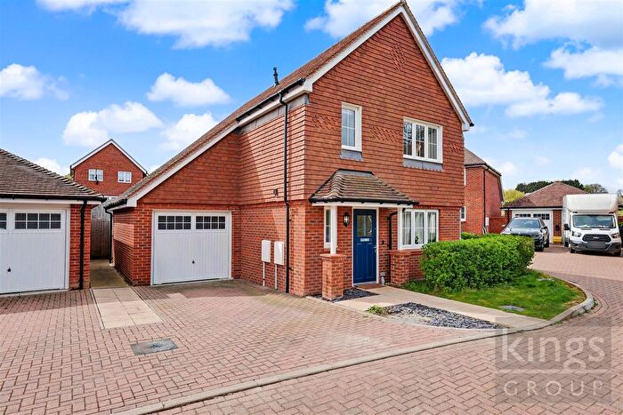 3 Bedroom Detached House For Sale In Willow Brook Lane, Goffs Oak, Waltham Cross, EN7