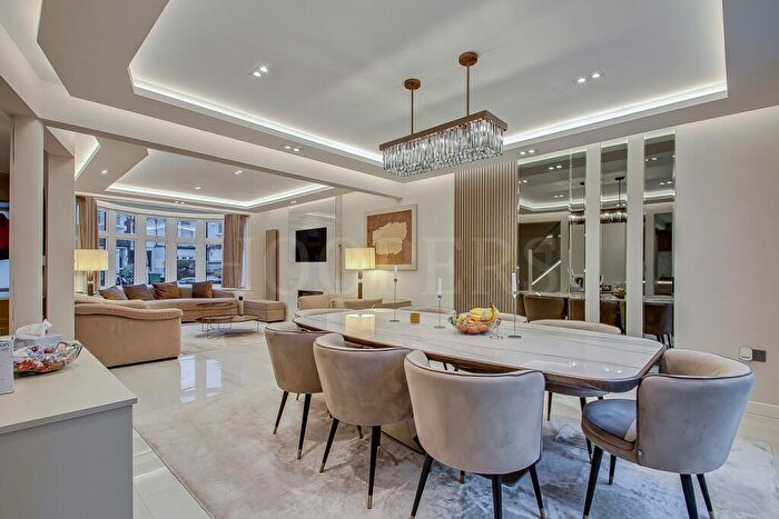 4 Bedroom Detached House For Sale In Helena Road, London, NW10