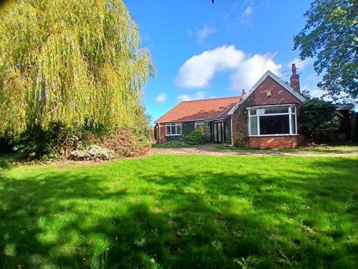 3 Bedroom Detached Bungalow For Sale In Westwell Lane, Gringley-On-The-Hill, Doncaster, DN10