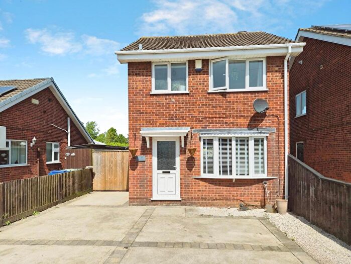 3 Bedroom Detached House For Sale In Steeping Drive, Immingham, DN40