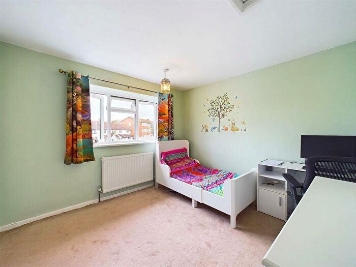 2 Bedroom Semi-Detached House For Sale In Down Street, West Molesey, KT8