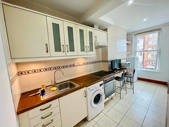 3 Bedroom Flat To Rent In Stoke Newington Church Street, N16