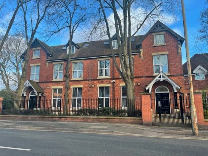 2 Bedroom Flat To Rent In St. James's Road, Dudley, DY1